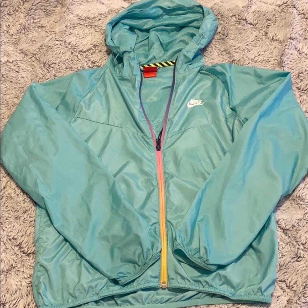 Nike windbreaker